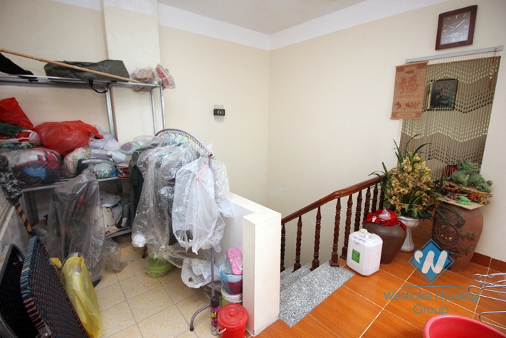 A house for rent near Hoang hoa tham, Thuy khue area